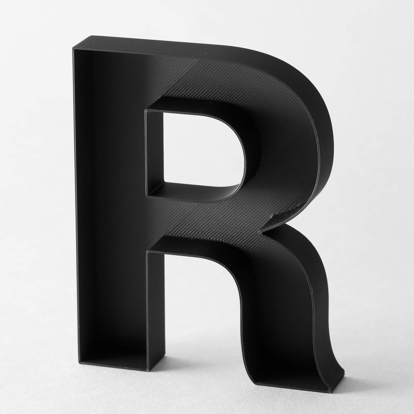R - Buchstabenrahmen (DIY)