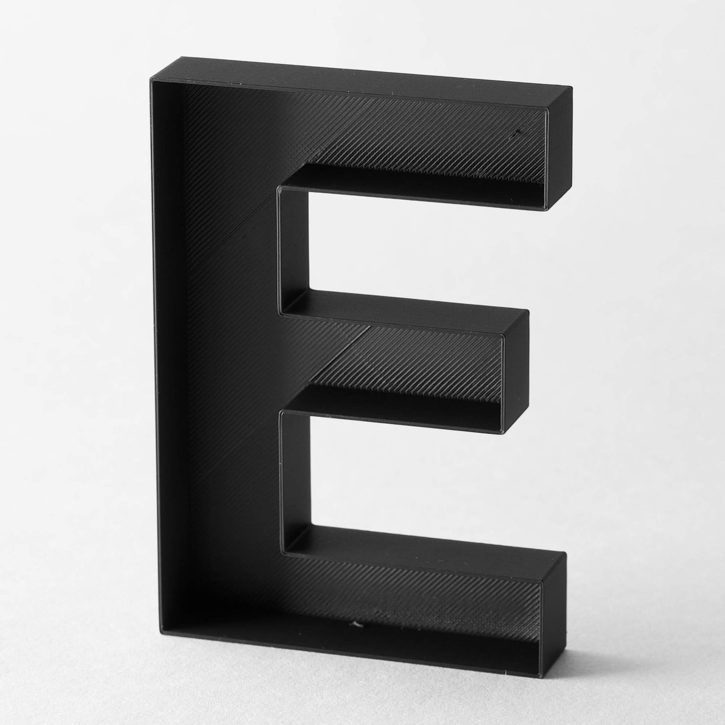 E - Buchstabenrahmen (DIY)