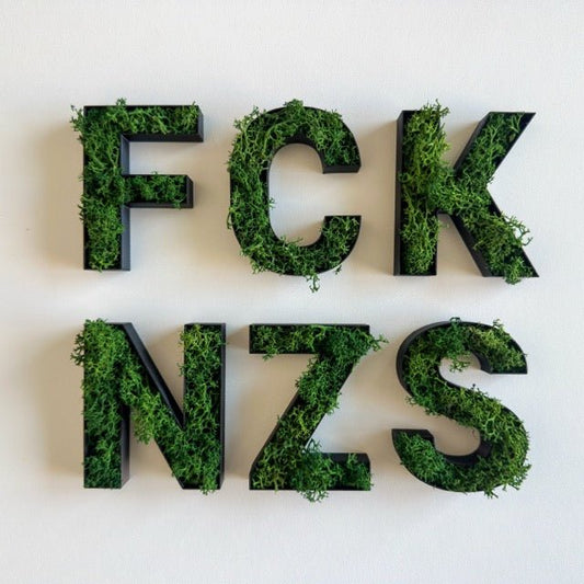 FCK NZS – Set aus Moosbuchstaben - moosletters.de